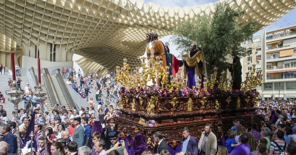 LA SEMAINE SAINTE DE SÉVILLE 2017 Blog Boutique Casa del Poeta LA SEMAINE SAINTE DE SÉVILLE 2017 Blog Boutique Casa del Poeta