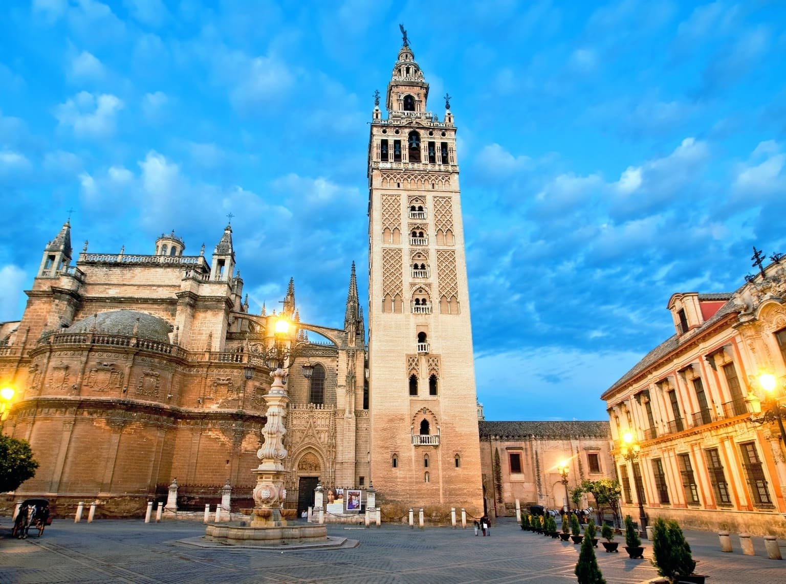 que ver en la giralda de sevill